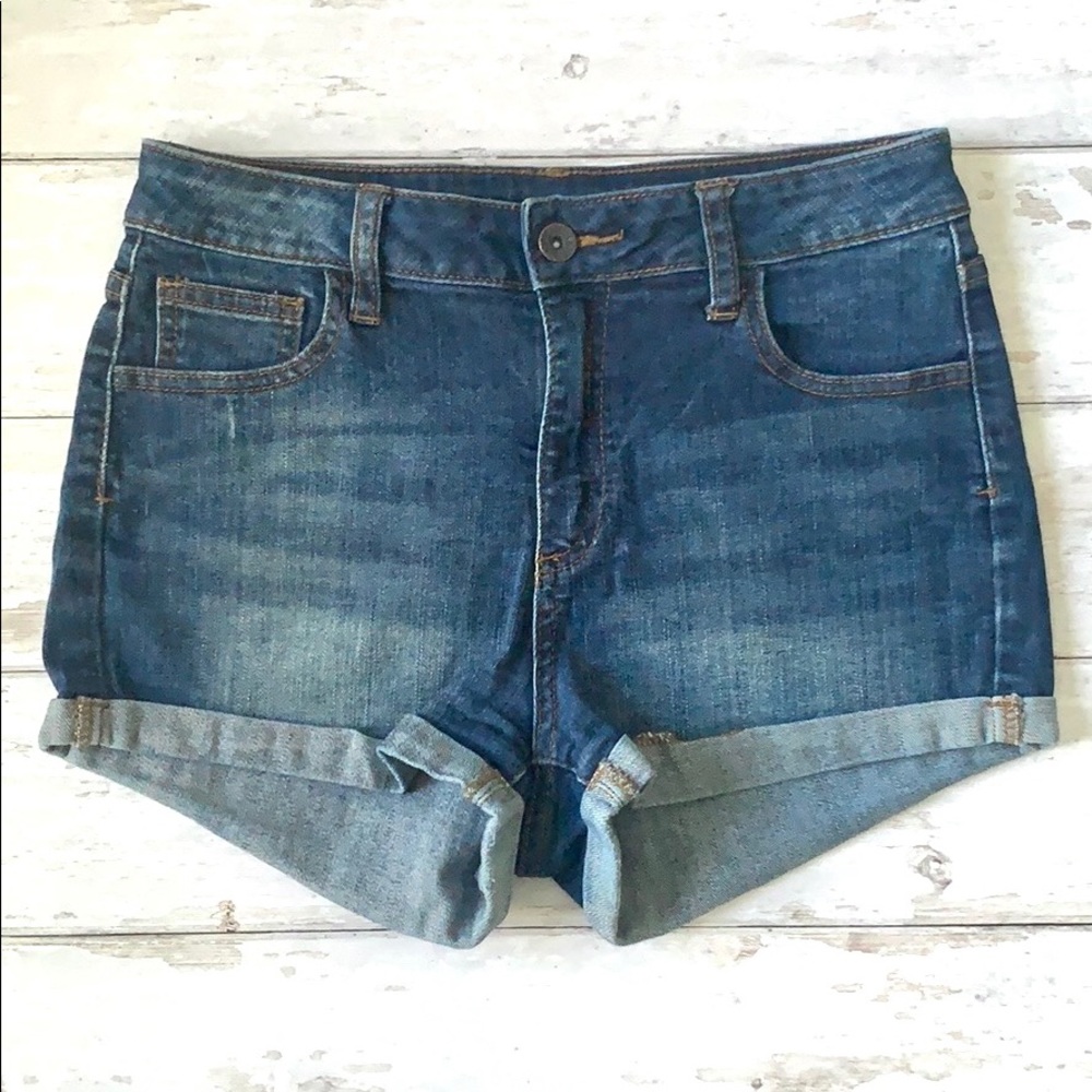 Women’s Refuge High Rise Dark Wash Denim Jean Shorts Size 6